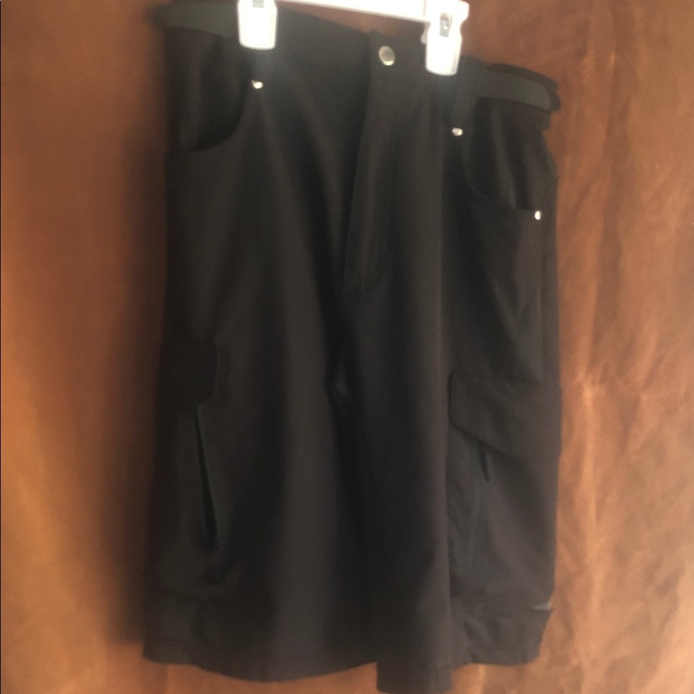 Men's Black Athletic Cargo Shorts with Belt Loops